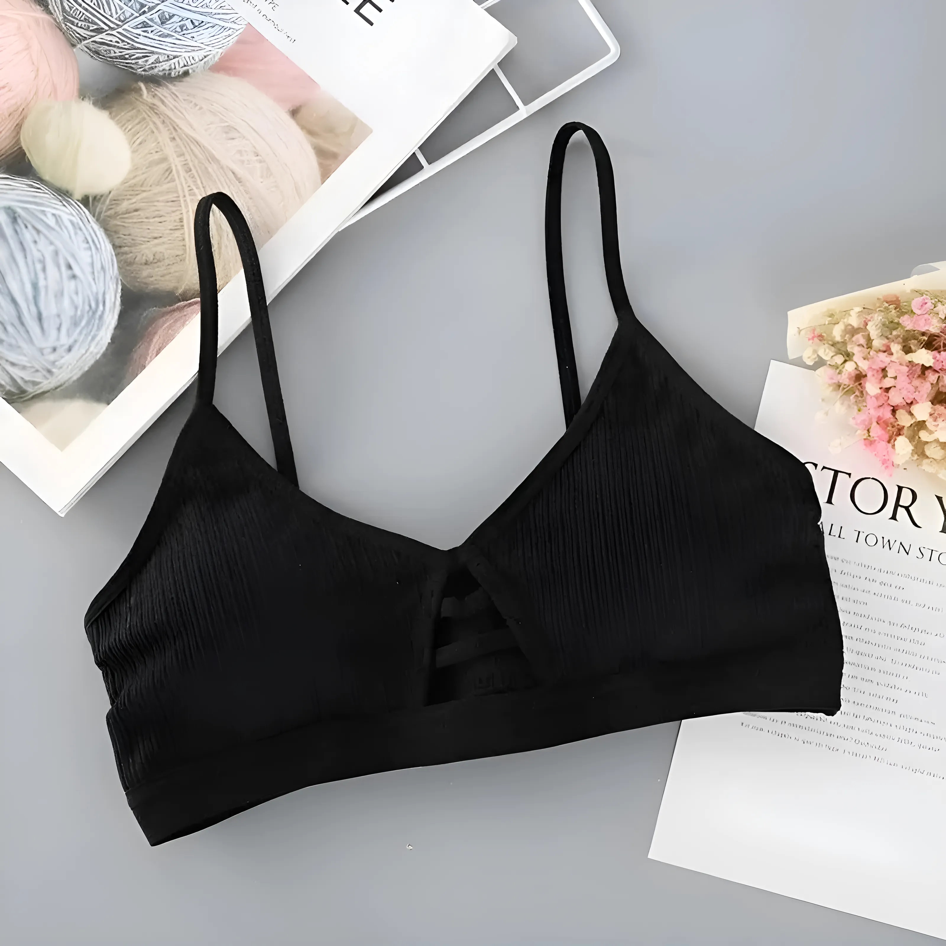 Biustonosz bralette o prostym kroju - Image 4