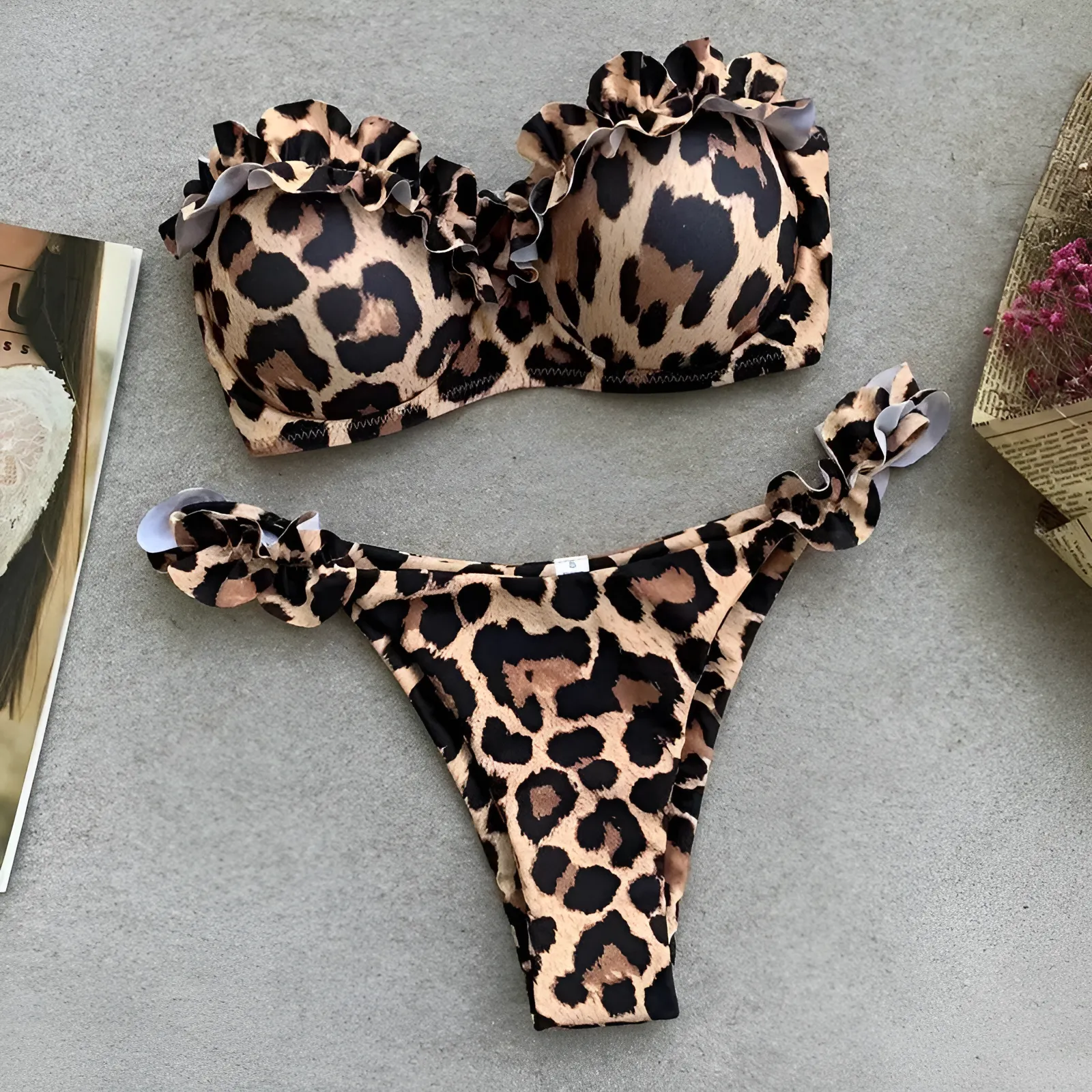 Dwuczęściowy strój kąpielowy bikini w panterkę z falbankami - Image 3