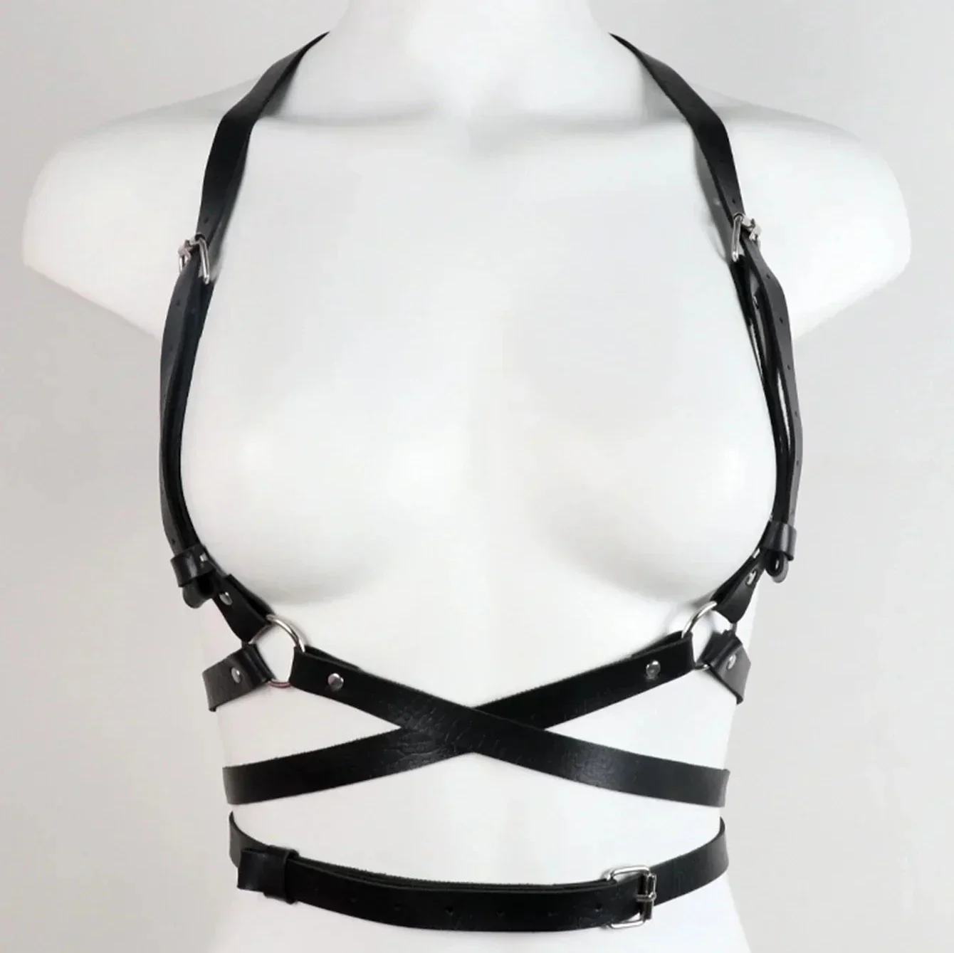 Harness na biust z ozdobnymi pierścieniami - Image 3