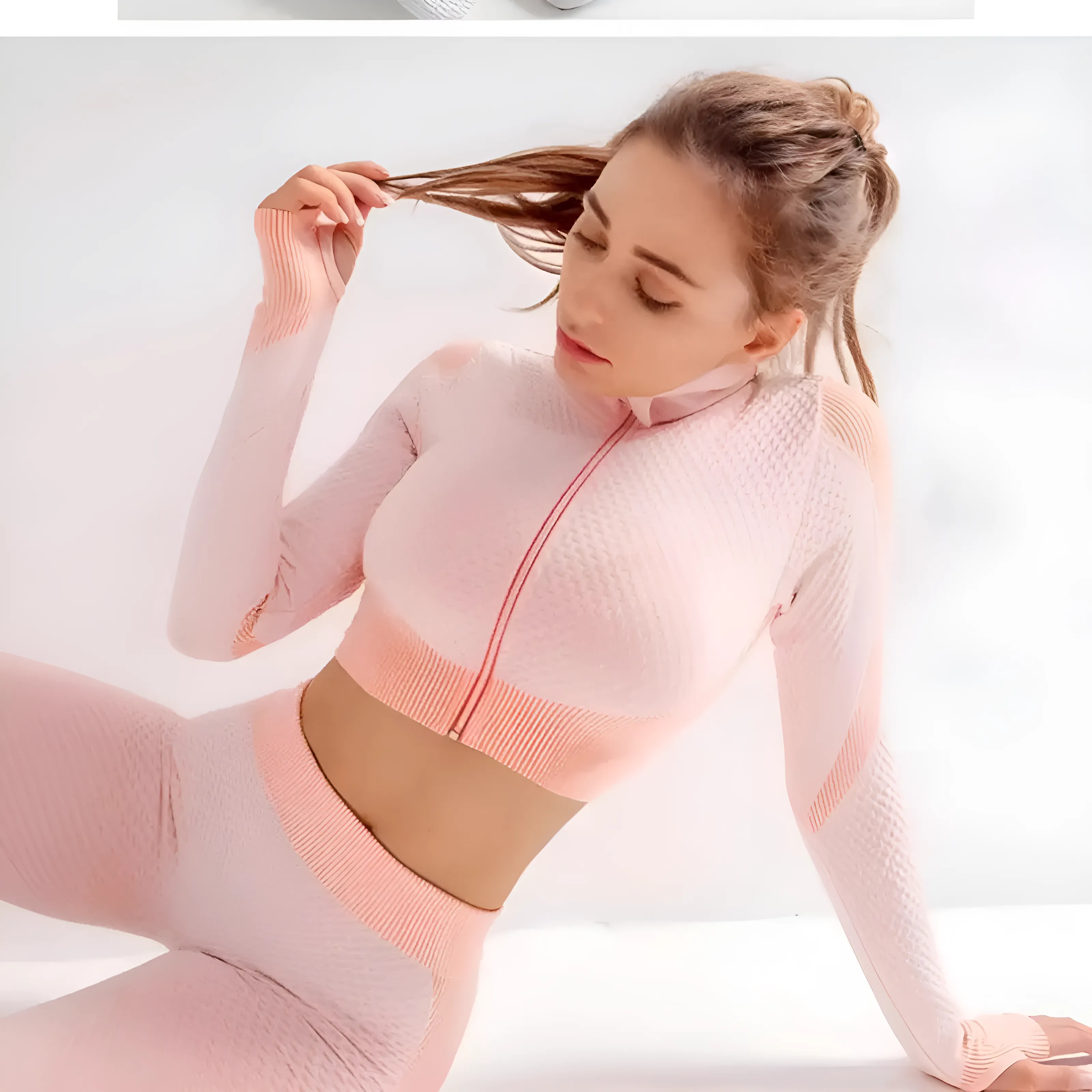 Komplet sportowy trzy częściowy - Image 3