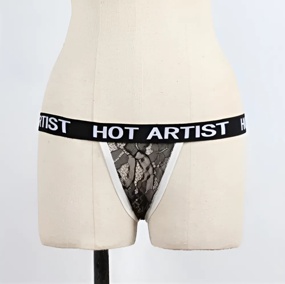 Koronkowe stringi z napisem "Hot artist" - Image 2