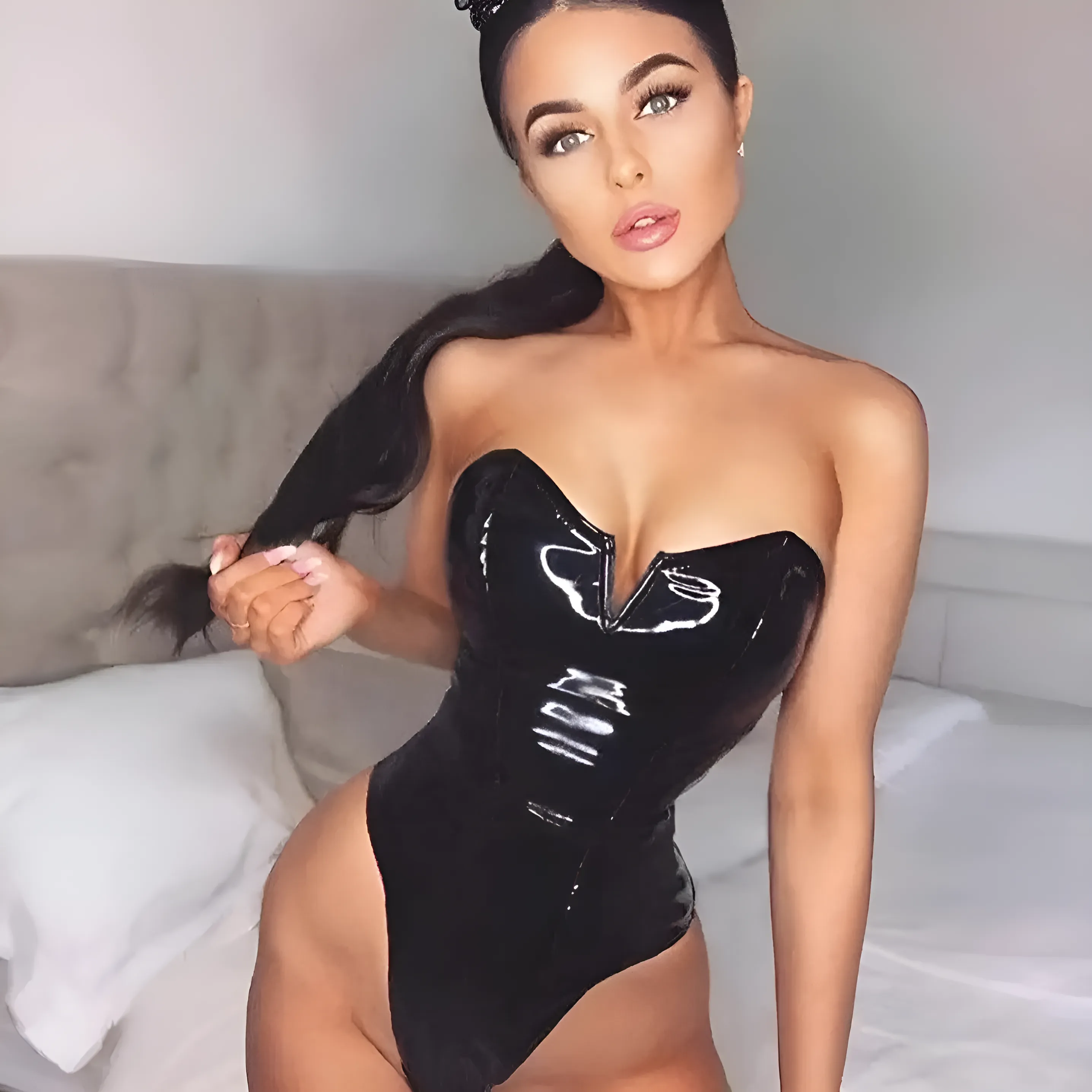 Lateksowe body bez ramiączek