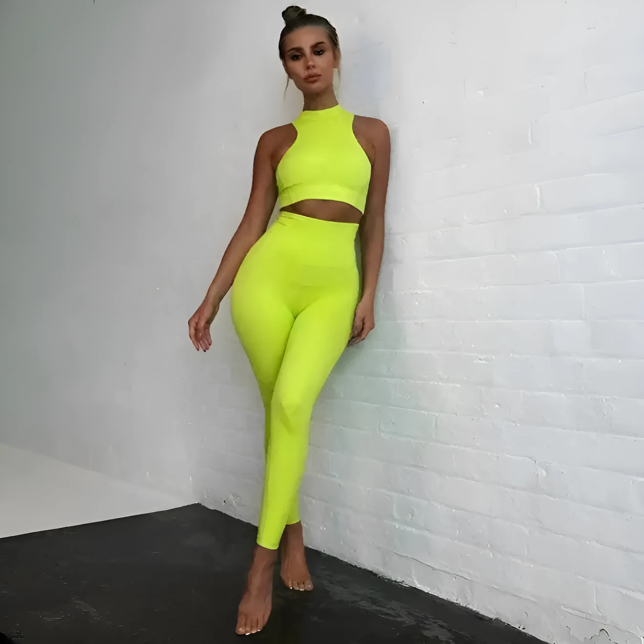 Neonowy komplet sportowy - Image 2